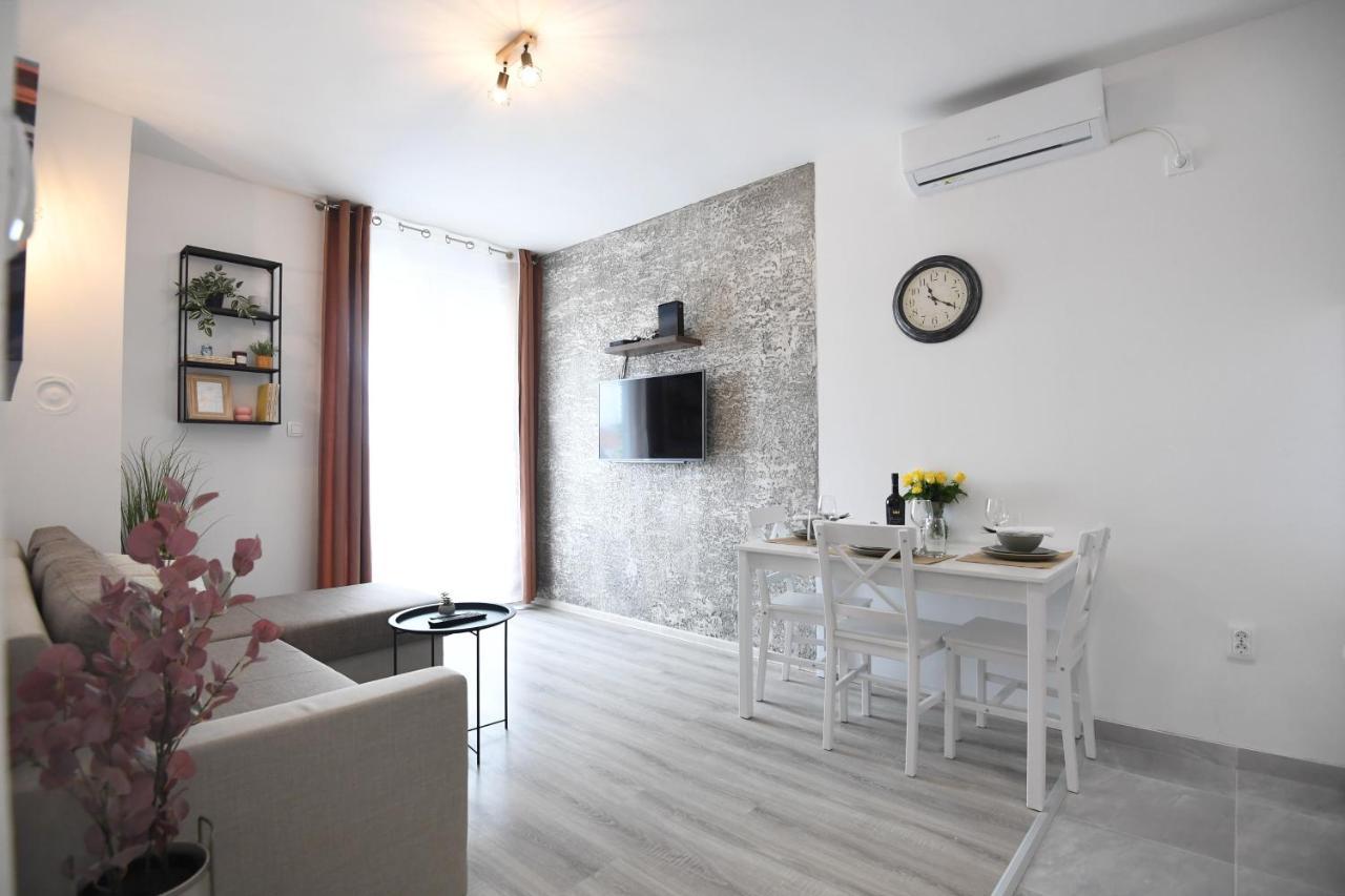 The Grey Apartment Zadar Extérieur photo